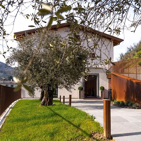 Il Pradicciolo Agriturismo Кастельнуово-ди-Гарфаньяна Экстерьер фото
